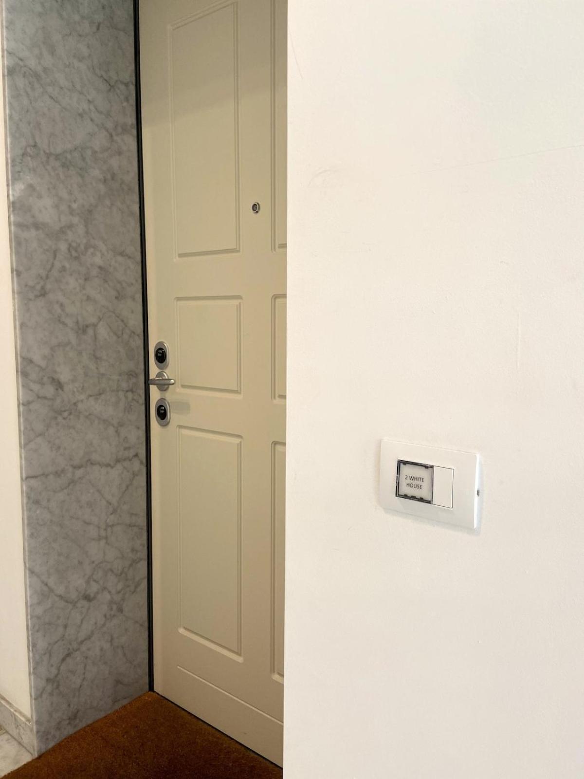 La Casa Bianca Apartment Milano Exterior foto